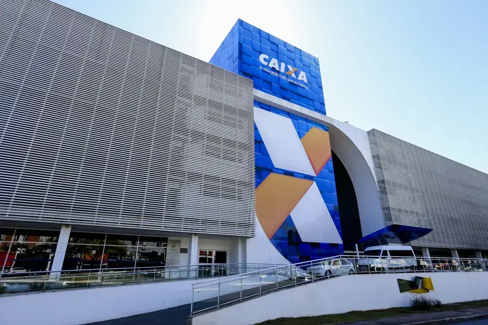 Alta do ouro e Selic elevada impulsionam penhor de joias na Caixa